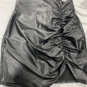 WINDSOR Scrunched mini skirt